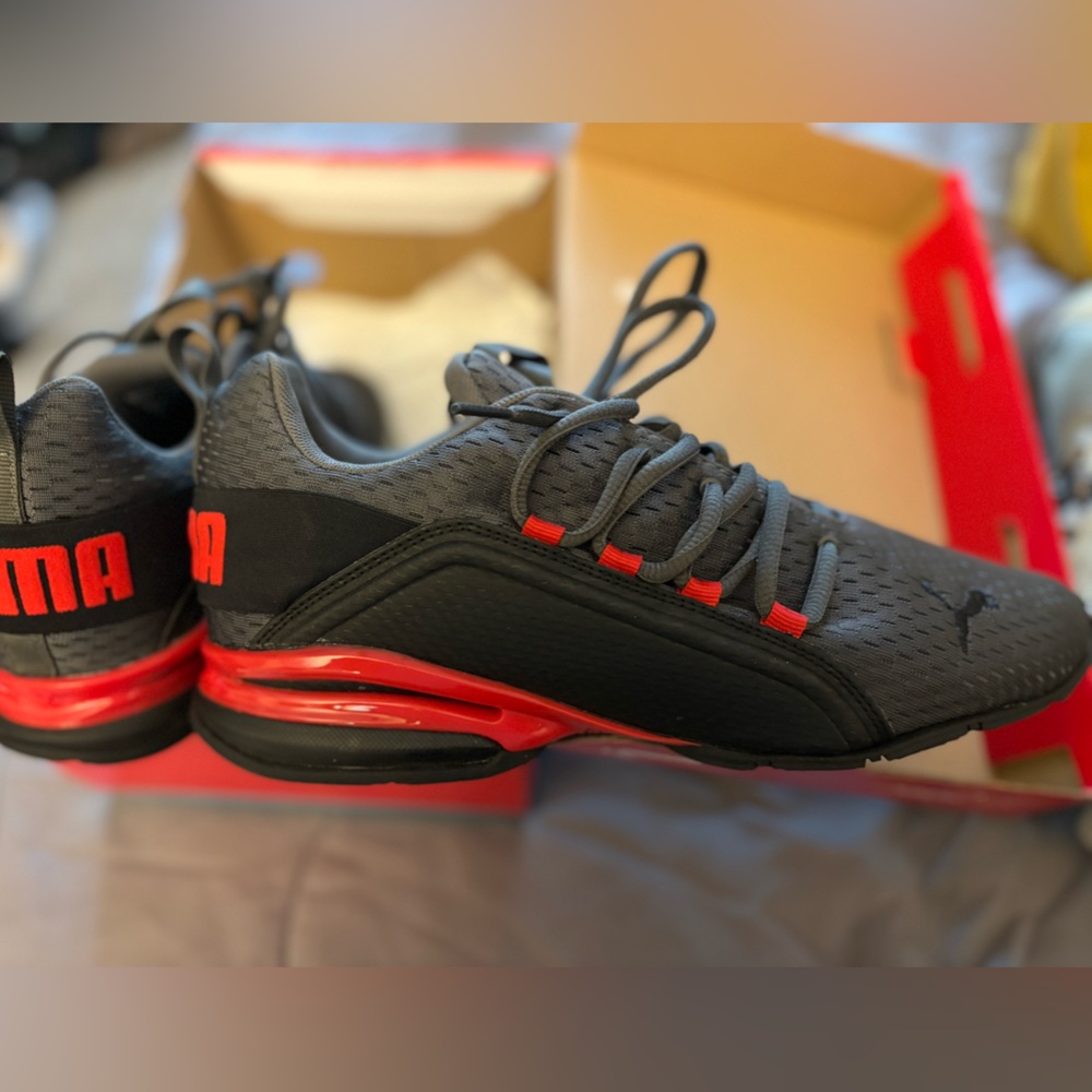 Puma Axelion Sleek trainer sneakers